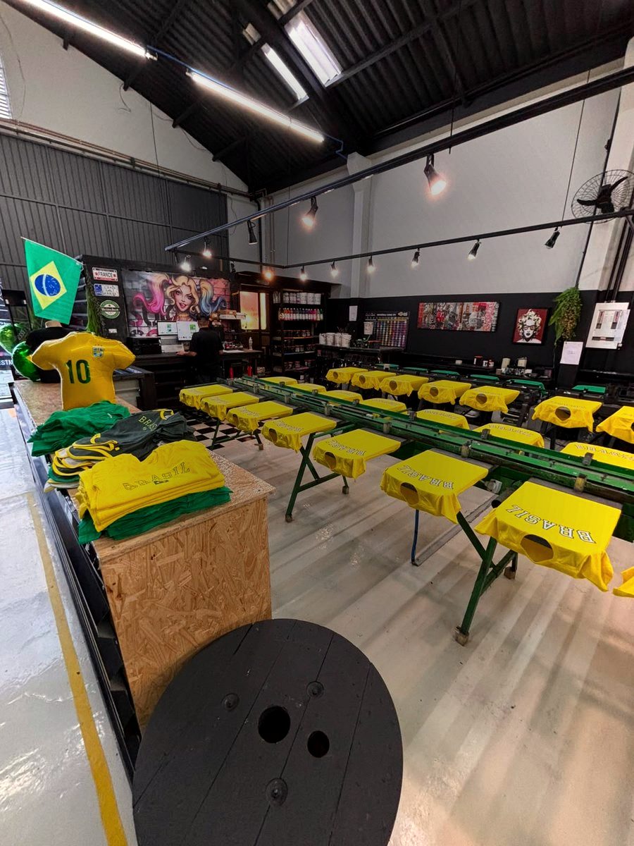 Produção na fábrica TSM Camisetas São José